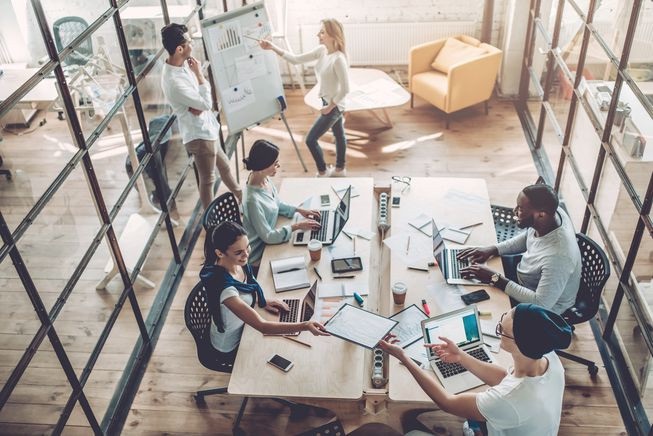 Economia reabre a três passos em Portugal: as datas a ter em conta